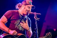 Artist Koe Wetzel